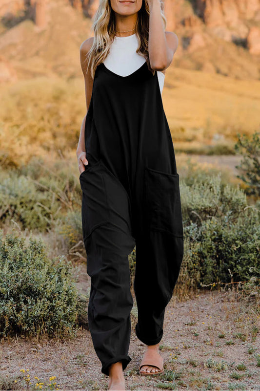 Sleeveless jumpsuit with pockets