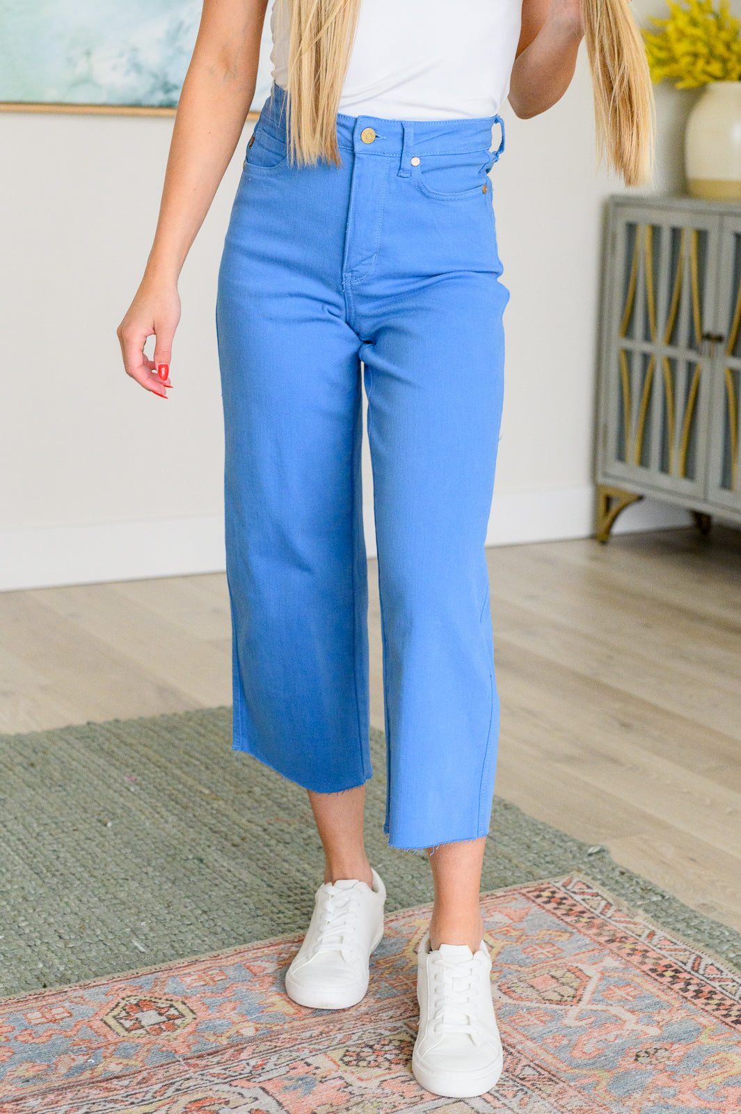 Judy Blue Wide Leg Crop in Sky Blue